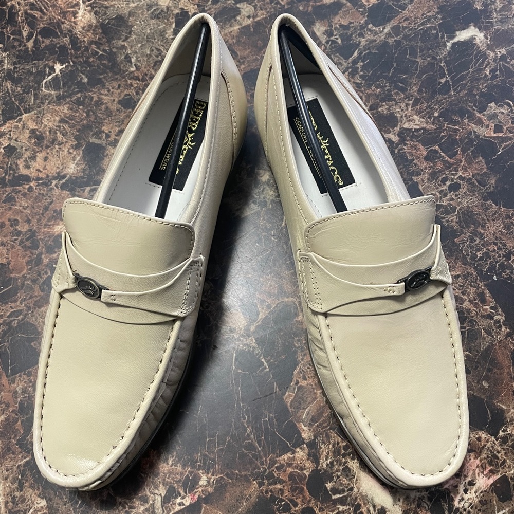 Deer Stags mens comfort wear slip on shoes.